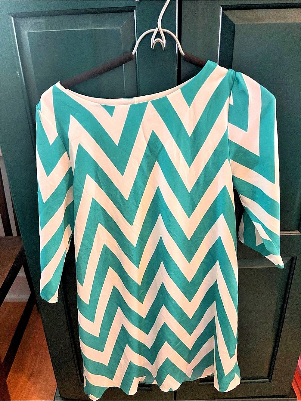 Everly Chevron 3/4 Sleeve dress in teal & white